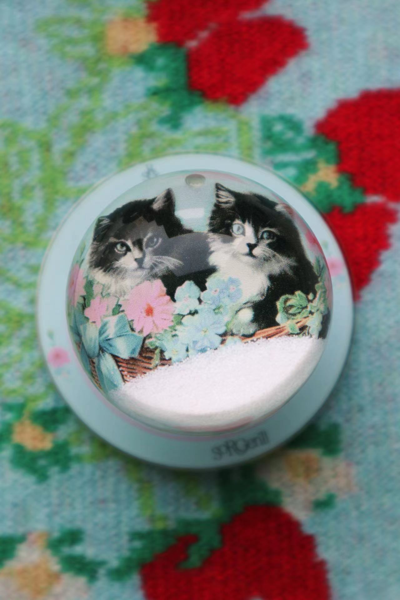 Basket of Kittens Phone holder