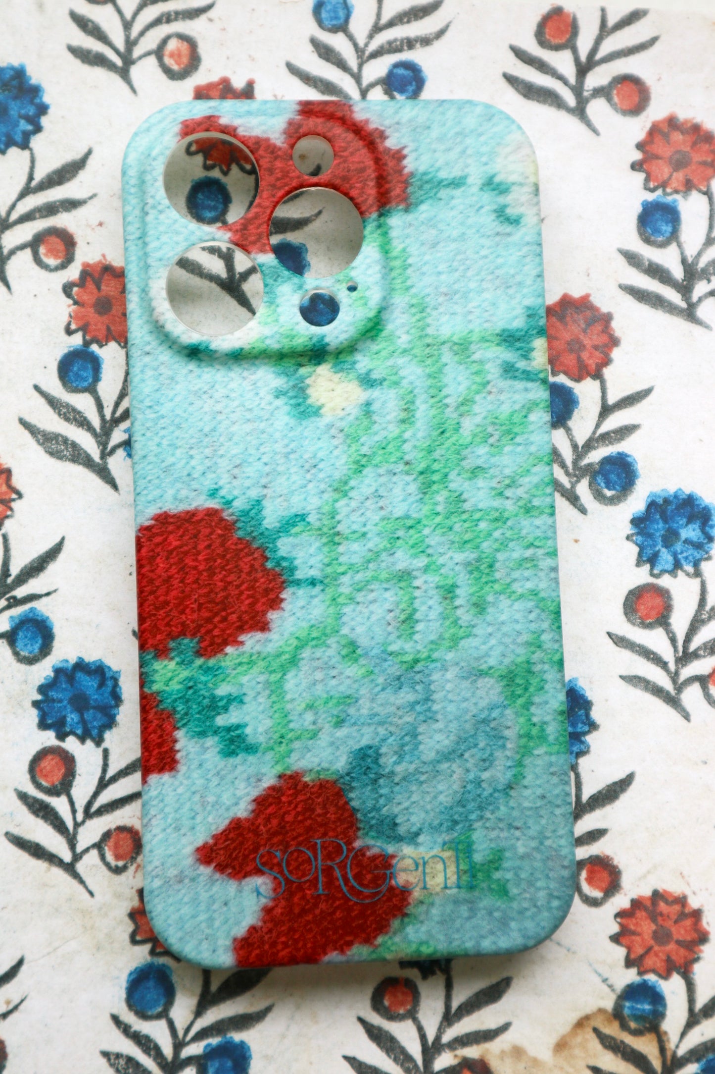 Knitted strawberry print phone case